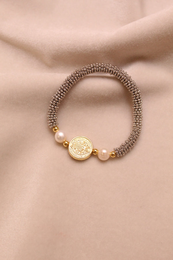 Pulsera Medalla San Benito con Perlas