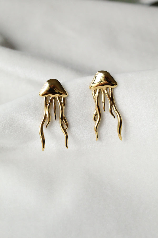 Aretes Medusa